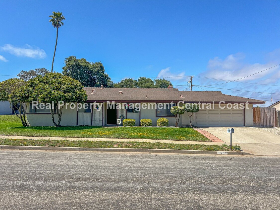 Primary Photo - AVAILABLE JULY - Updated Home in Orcutt - ...