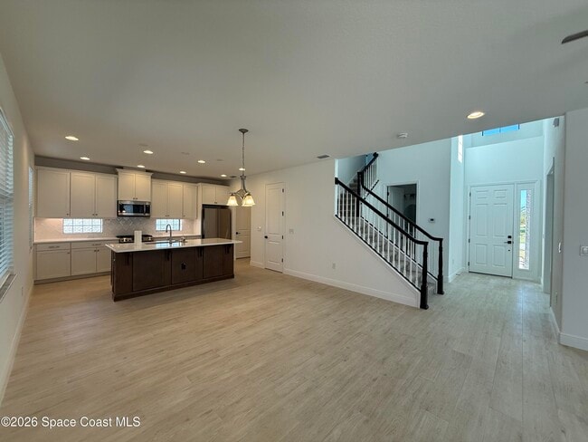 Building Photo - 2715 Blazing Star Dr