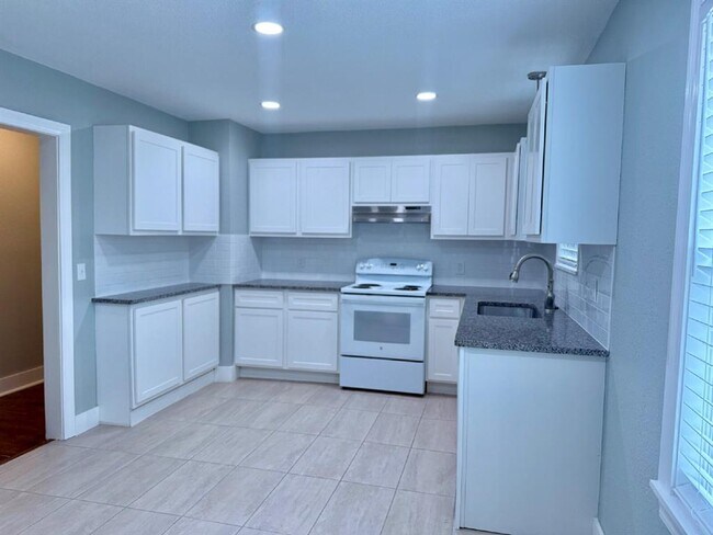 Foto del edificio - 1921 NW 38th St