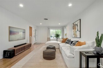 Building Photo - 1500 Northridge Dr