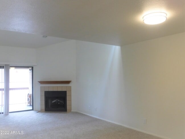 Building Photo - 205 N 74th St