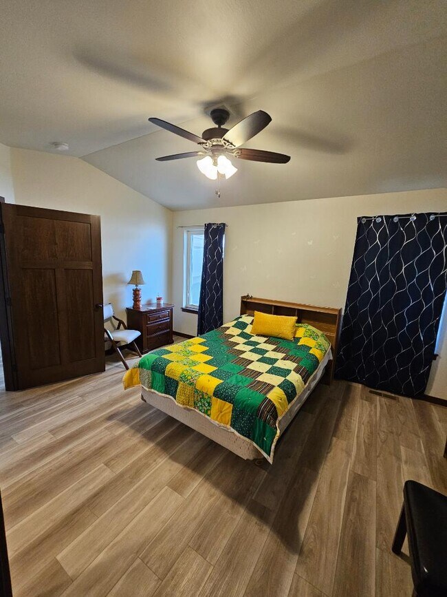 Foto del edificio - 2913 Armstrong St