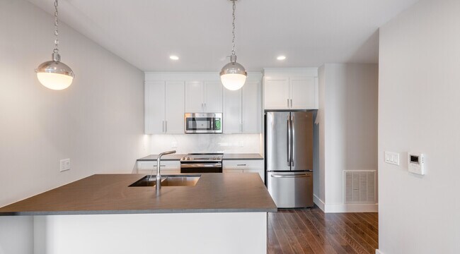 Foto del edificio - 432 McGrath Hwy
