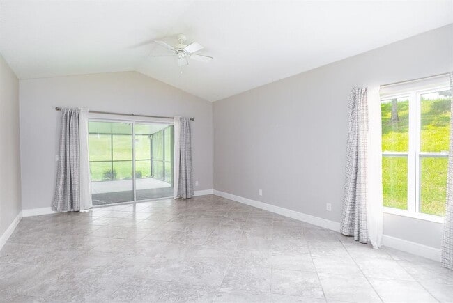 Foto del edificio - 128 Williamson Dr