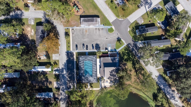 Building Photo - Bedrock Pinewood Estates LLC