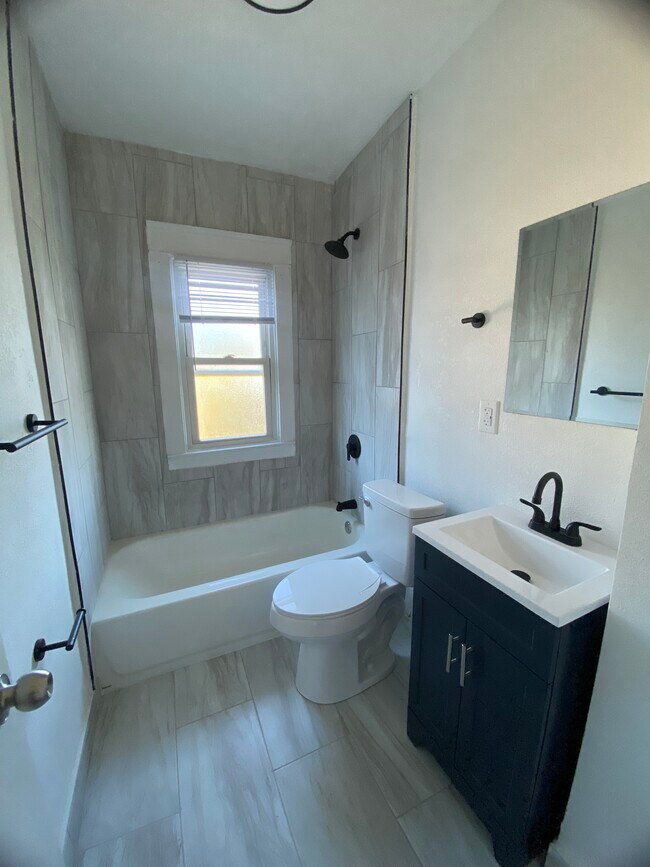 Foto del edificio - 521 N 33rd St