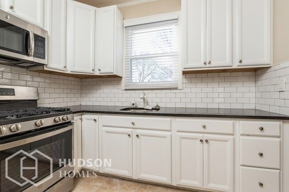 Foto del edificio - 173 Clinton St