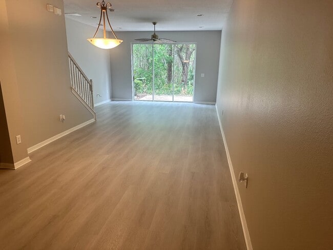 Building Photo - 14215 Waterville Cir