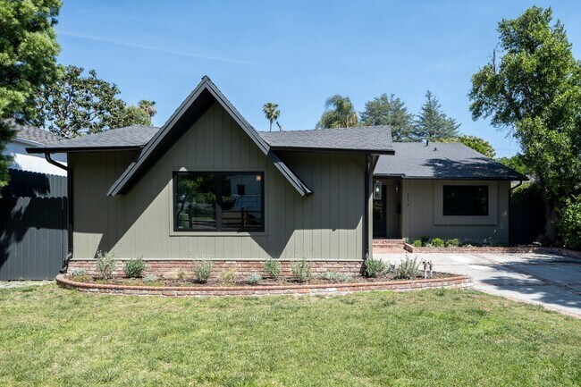 Foto del edificio - 4316 Bellaire Ave