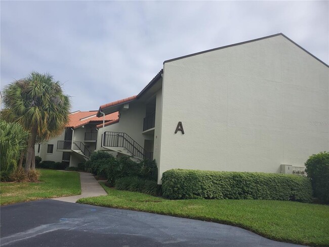 Building Photo - 1515 Pinellas Bayway S