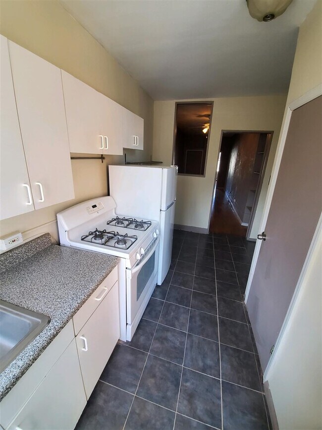 233 Clinton St, Hoboken, NJ 07030 House Rental in Hoboken, NJ