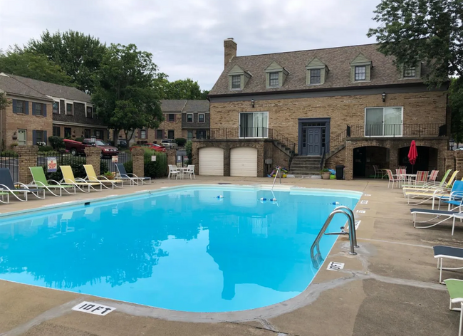 Community Swimming Pool/Clubhouse - 9750 Bunker Hill Ln