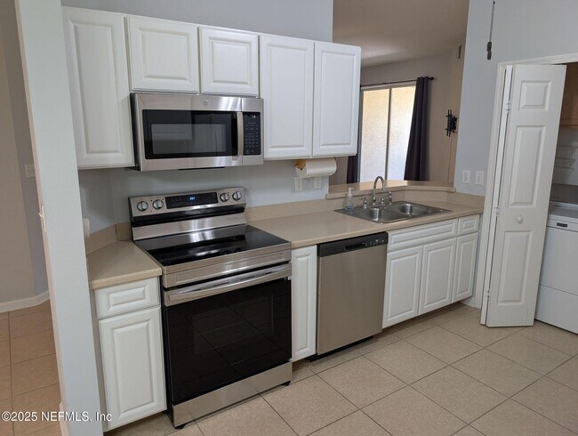 Building Photo - 1804 Prestwick Pl