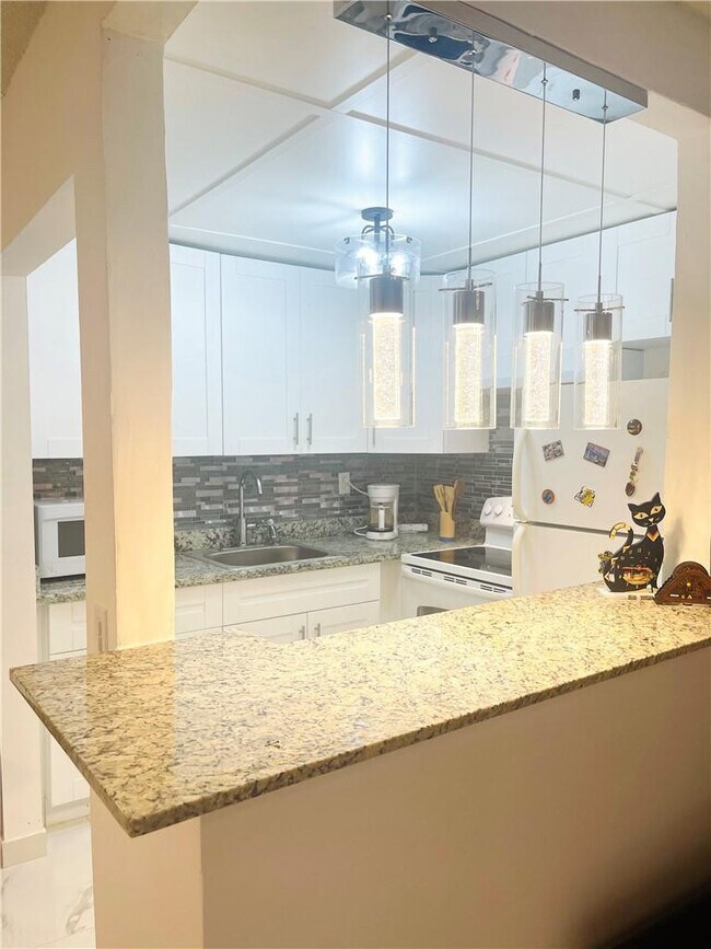 Foto del edificio - 446 Fanshaw K