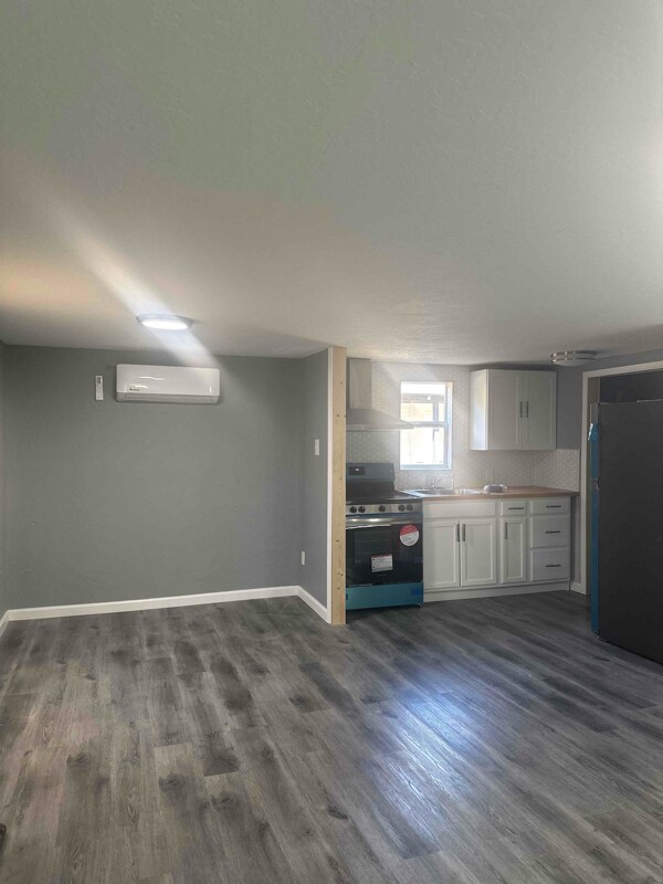 Foto del edificio - 704 SE 7th St