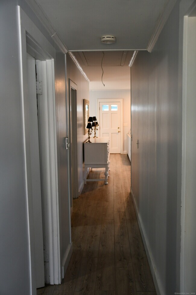 Foto del edificio - 19 Hickory St