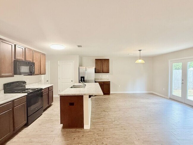Building Photo - 5856 Magnolia Bend Blvd