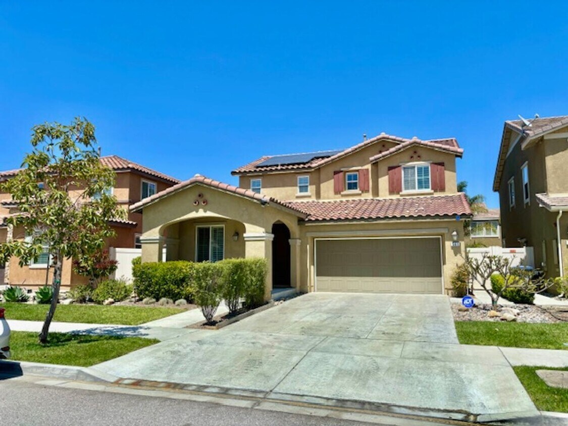 Foto principal - Riverpark | 4Bed + 3Bath | Oxnard | Whalen
