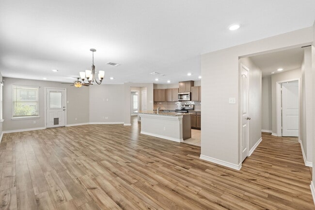 Building Photo - 9411 Braman Pt