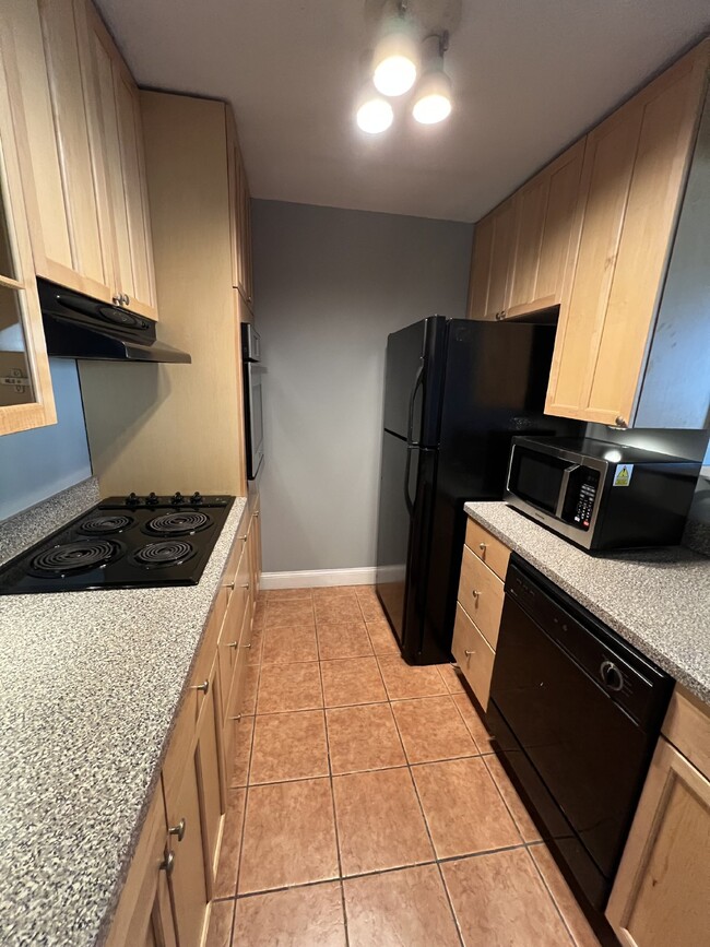 Foto del edificio - 1BD/1BA Charming Baltimore Condo