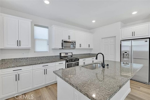 Building Photo - 14700 Sherman Way