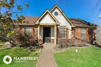 Building Photo - 1777 Black Bear Cir E
