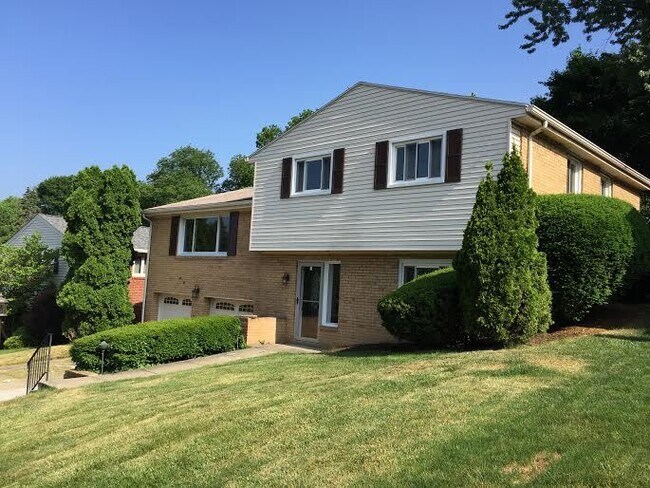Foto del edificio - **********Gorgeous Scott Township 3-Bed/1....