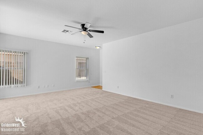 Building Photo - Updated 3Bdm 2Ba Home in Surprise!