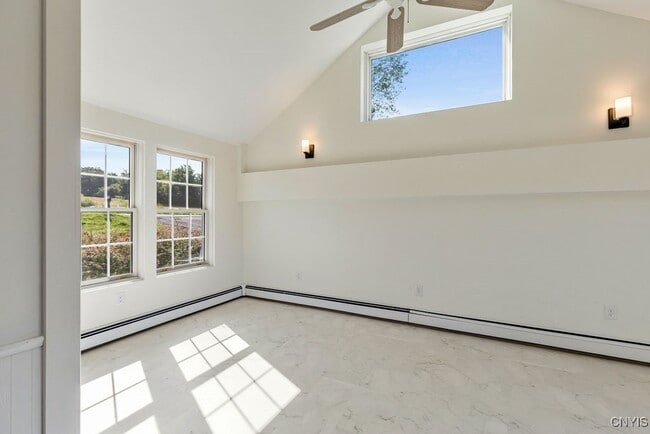 Building Photo - 3183 Mohawk St