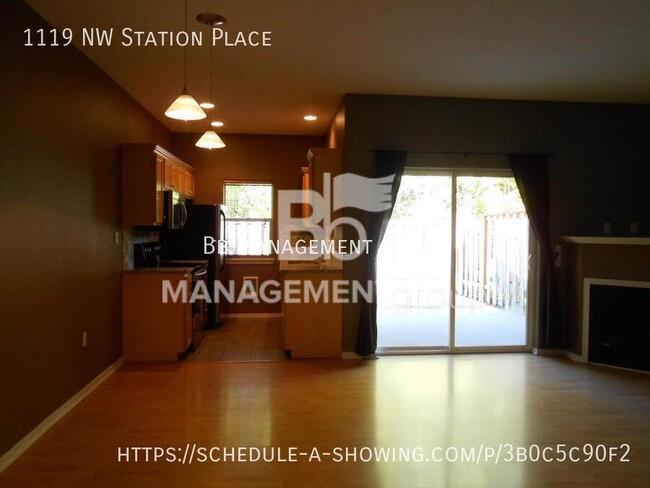 Building Photo - Orenco/Hillsboro Townhome Close to Intel &...
