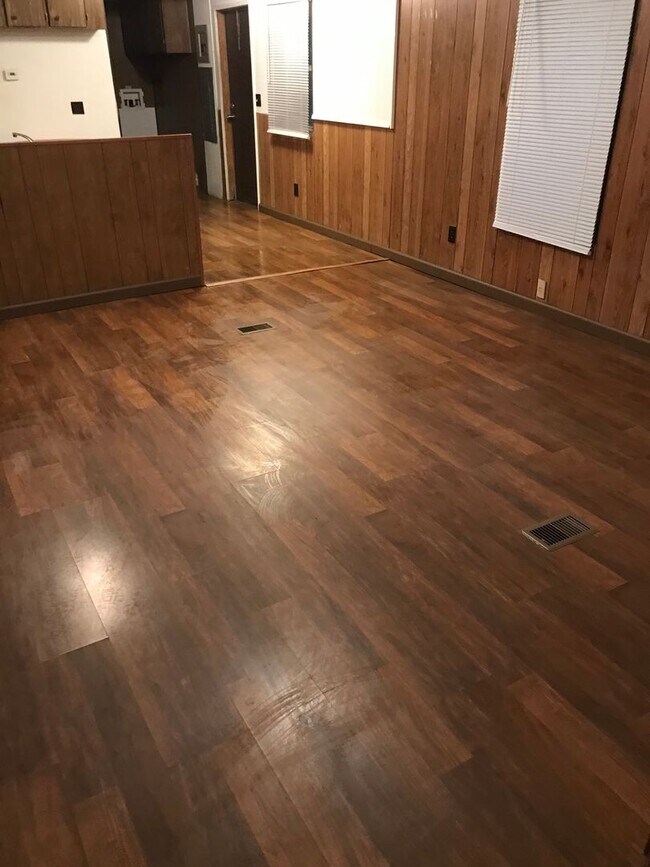 Foto del edificio - AVAILABLE NOW! NO PETS! SECTION 8 VOUCHERS WELCOME!