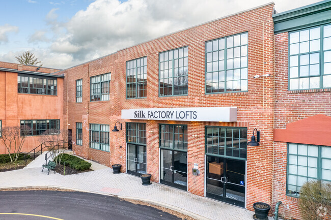 Building Photo - Silk Factory Lofts