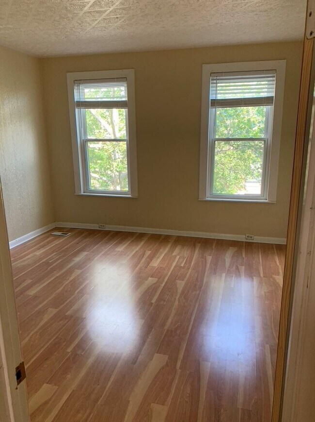 Foto del edificio - Bright and Airy 2 Bedroom Townhome in Patt...