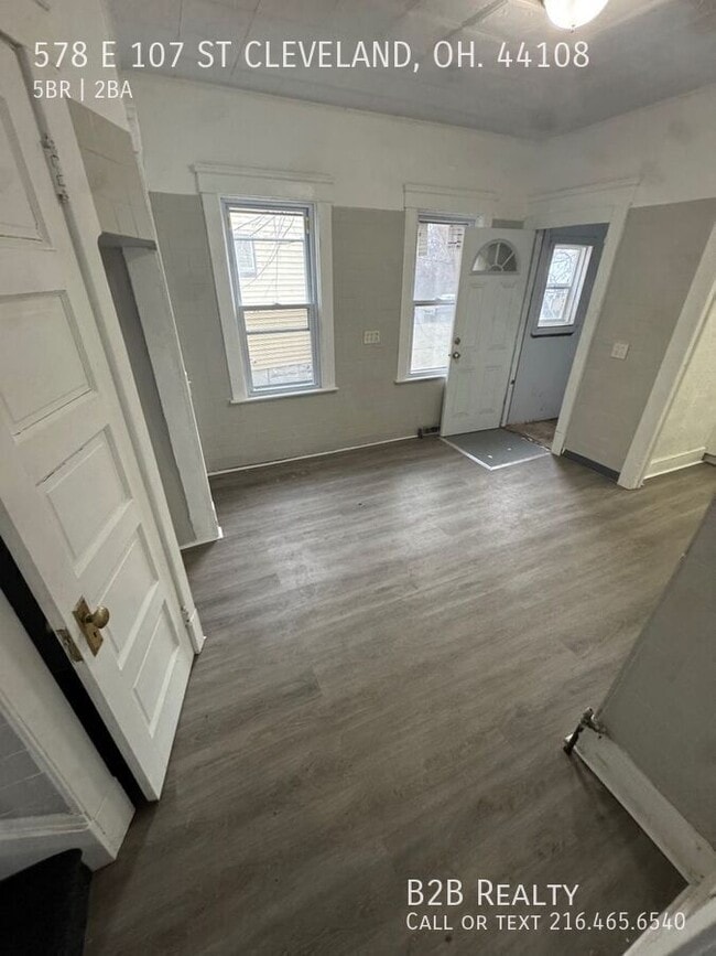 Foto del edificio - 578 E 107th St