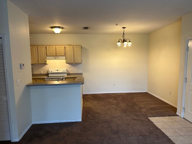 Foto del edificio - LEGACY CRESCENT 5521-202 - NY