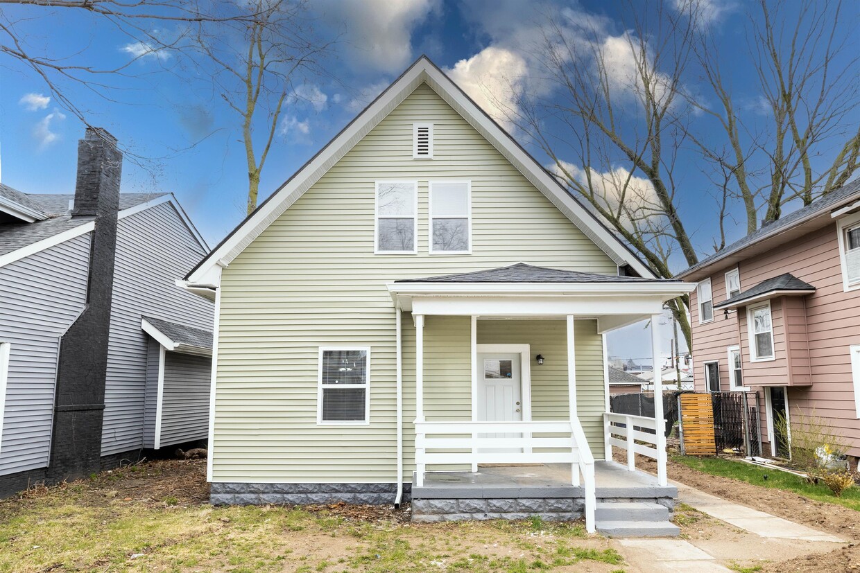 3835 N Kenwood Ave, Indianapolis, IN 46208 House Rental in