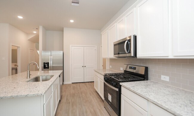Foto del edificio - 21110 Armstrong County Dr