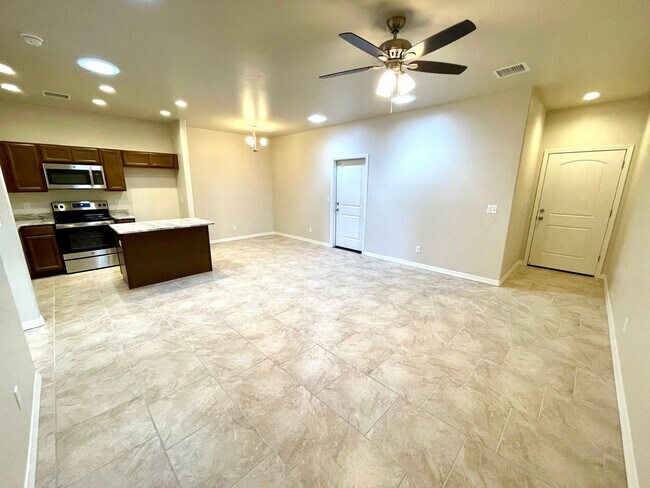 Building Photo - Newly Constructed 2 Bedroom Home!