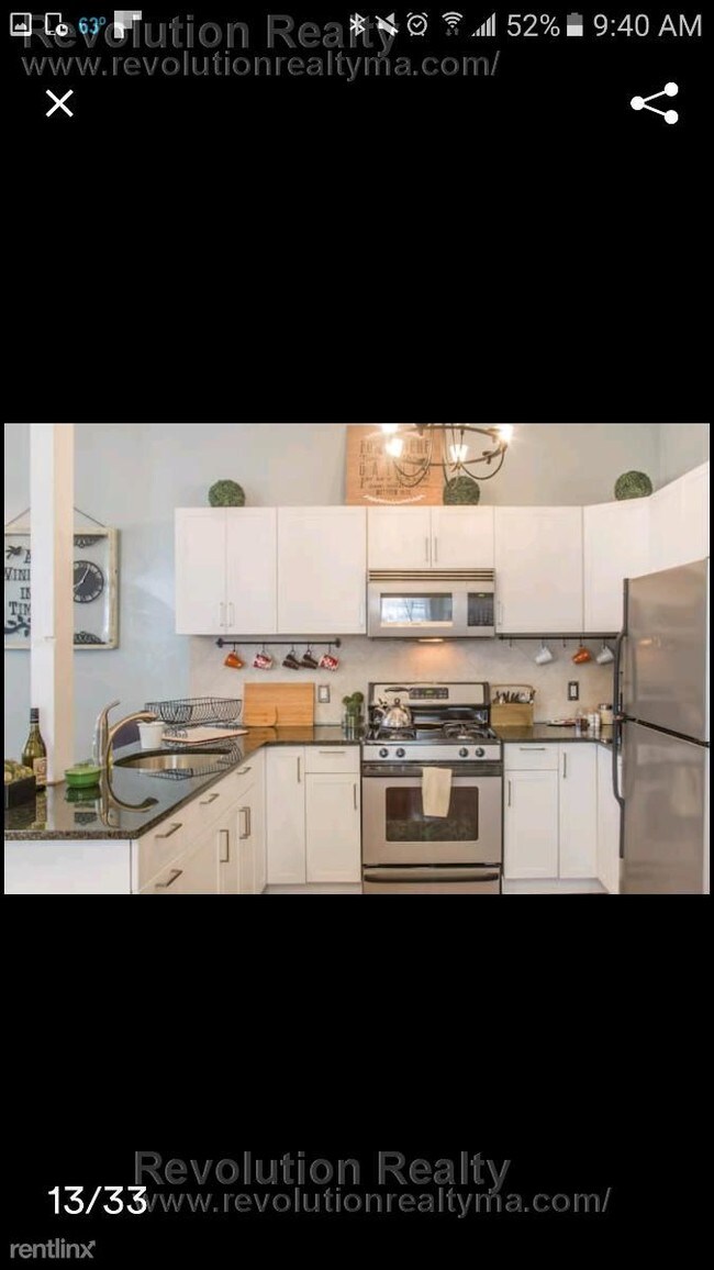 Foto del edificio - 379 Pleasant St