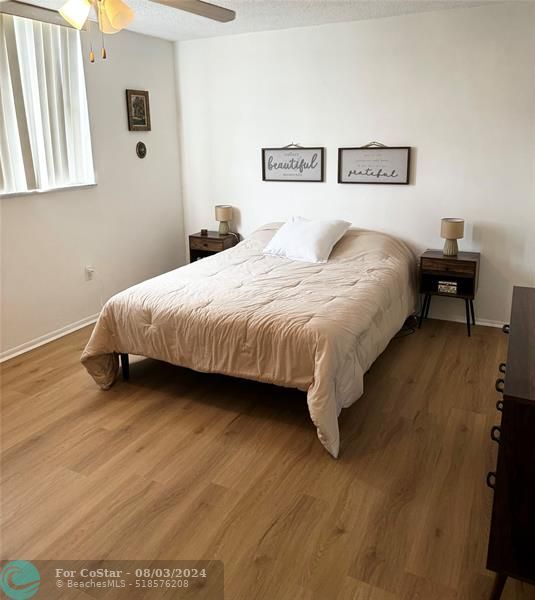Foto del edificio - 1470 NE 125th Terrace