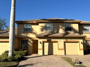 Building Photo - 7871 Lake Sawgrass Loop