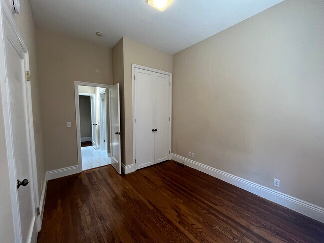 Foto del edificio - 1560 Jackson St
