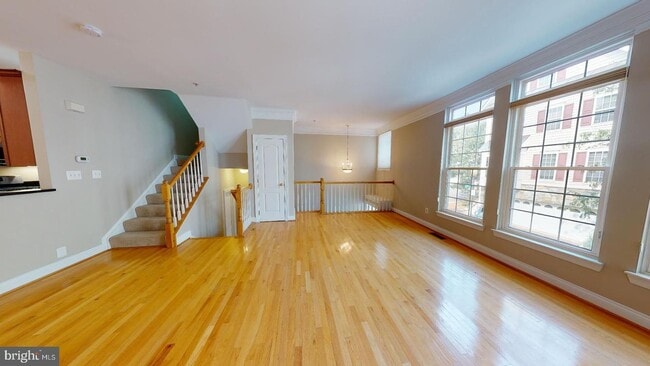 Building Photo - 5114 Vos Ln