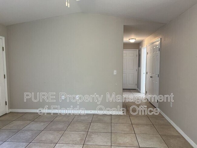 Foto del edificio - 1796 SW 107th Ln
