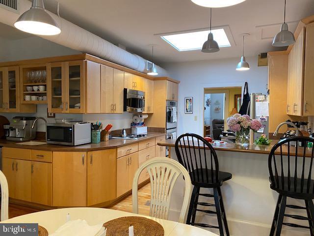 Building Photo - 43 E South St