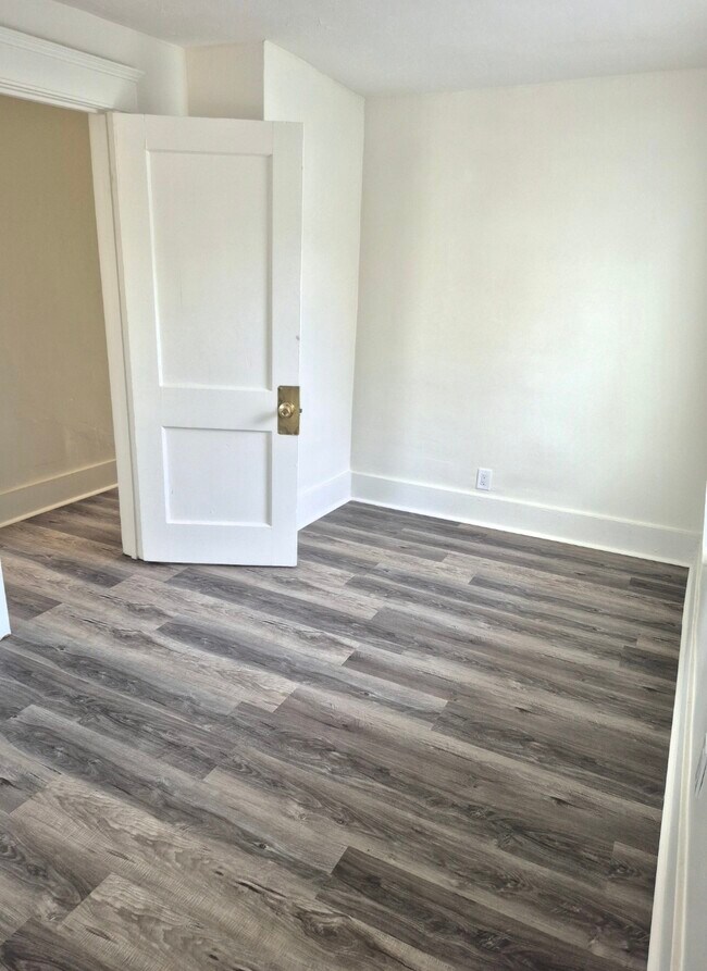 Foto del edificio - 84 Stout St