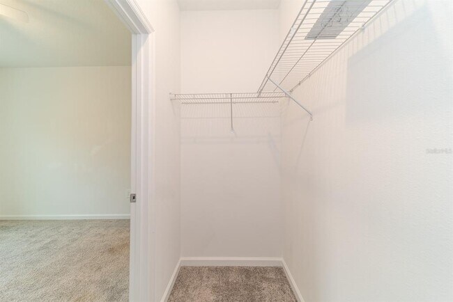 Foto del edificio - 2898 Armstrong Ave