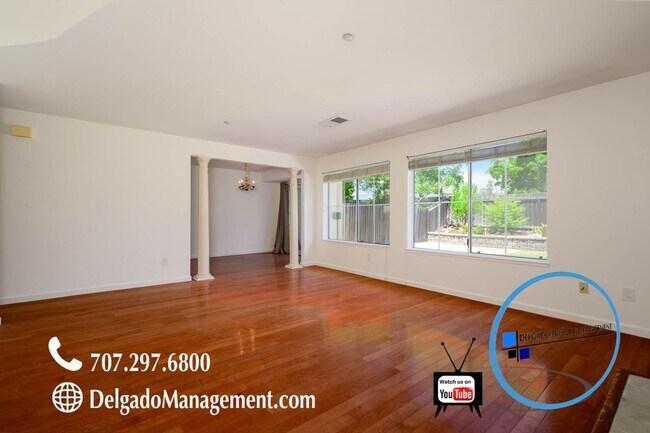 Building Photo - Benicia Columbia Circle home