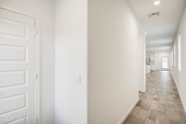 Foto del edificio - 1749 W Stealth Ave