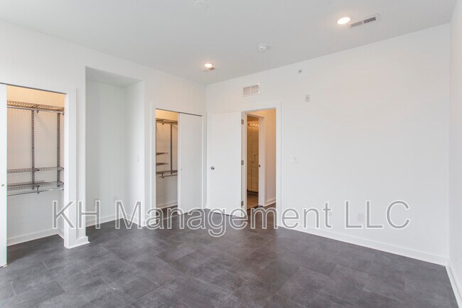 Foto del edificio - 1154 S Sydenham St